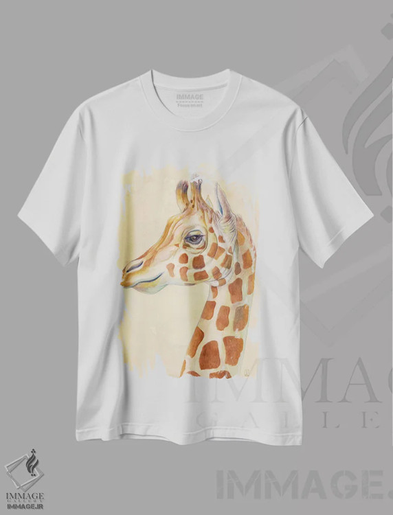 تیشرت سفید طرح دار نمای جانبی زرافه، هنر فاخر اثر براندون کیهنر | فروشگاه ایماژ
