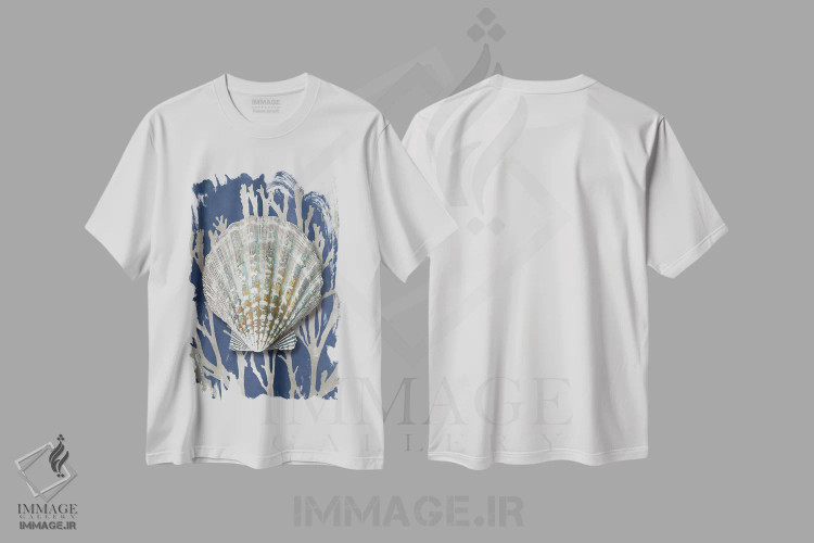 تیشرت سفید طرح دار مرجان صدفی نقره ای روی آبی IV، دکور ساحلی اثر کارولین کلی | فروشگاه ایماژ