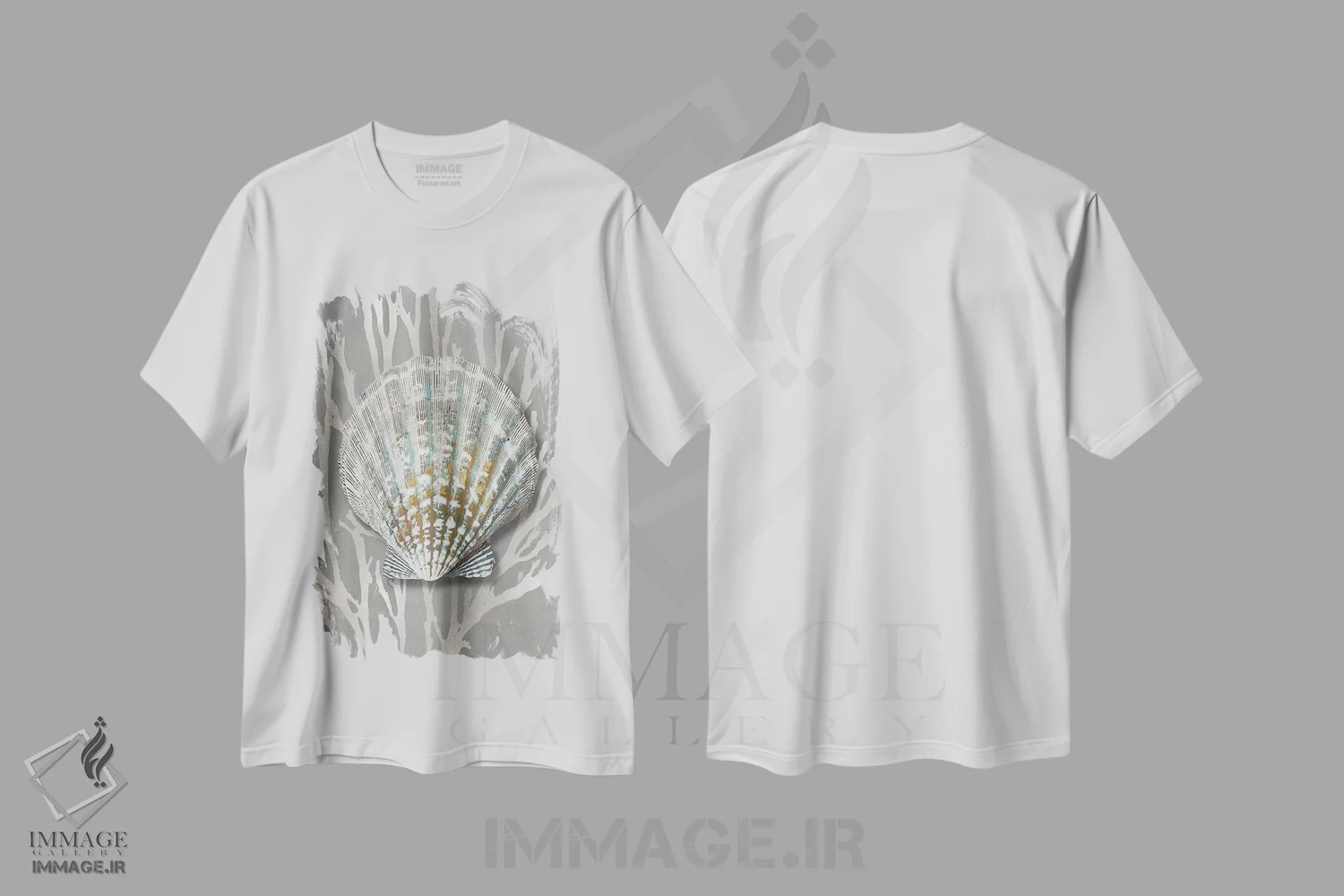تیشرت سفید طرح دار مرجان صدفی نقره ای روی خاکستری IV، دکور ساحلی اثر کارولین کلی | فروشگاه ایماژ