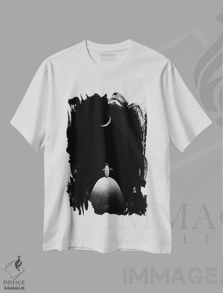 تیشرت سفید طرح دار پنگوئن باشکوه اثر کاترین فدرر | immage.ir
