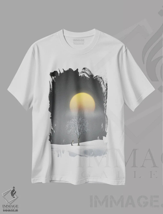 تیشرت سفید طرح دار درودهای ماه میانه زمستان، مدیوم اثر کاترین فدرر | فروشگاه ایماژ