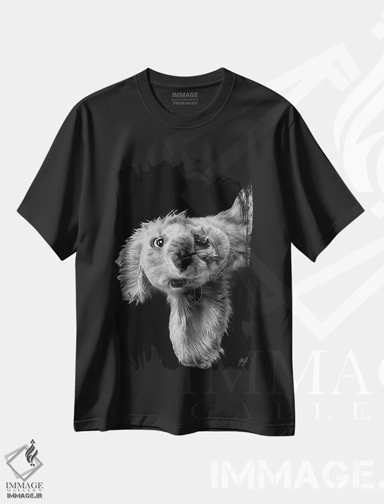 تیشرت مشکی طرح دار جمعه عجیب، عکاسی سیاه و سفید اثر کاترین فدرر | فروشگاه ایماژ
