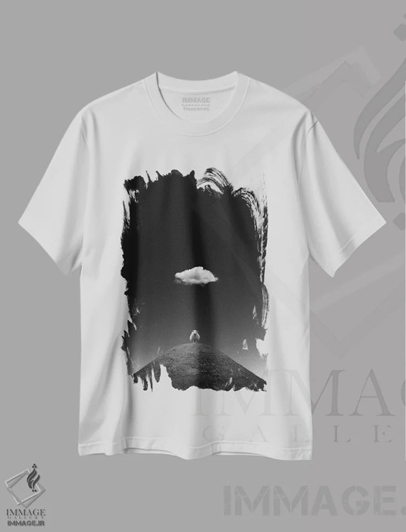 تیشرت سفید طرح دار گوسفند درخشان، عکاسی سیاه و سفید اثر کاترین فدرر | فروشگاه ایماژ