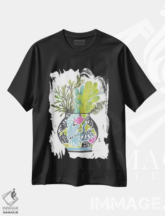 تیشرت مشکی طرح دار گلدان نقاشی شده با گل ها ۴، دکور بوهمی اثر کارن فیلدز | immage.ir