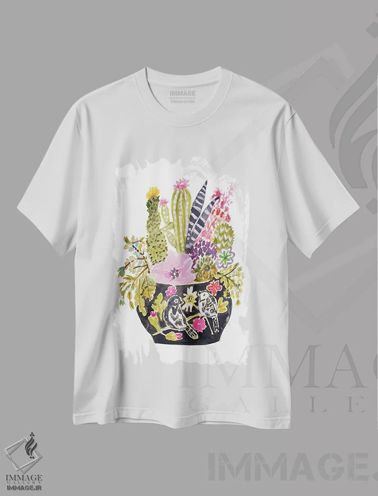تیشرت سفید طرح دار گلدان نقاشی شده با گل ها ۳، دکور بوهمی اثر کارن فیلدز | immage.ir