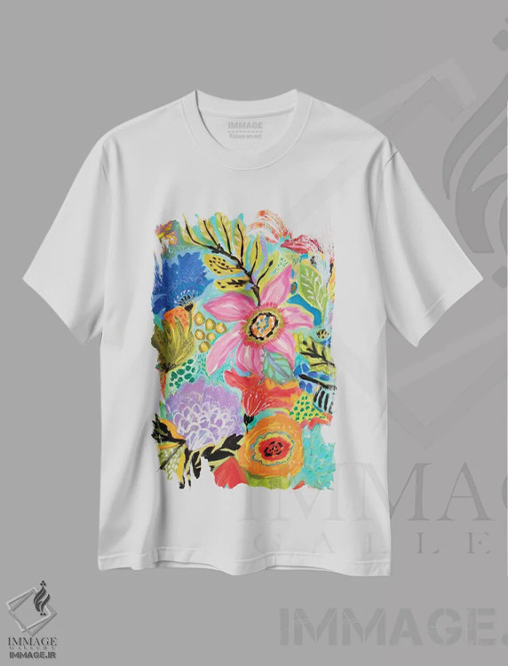 تیشرت سفید طرح دار باغ مخفی گُلی ۲، دکور معاصر اثر کارن فیلدز | فروشگاه ایماژ