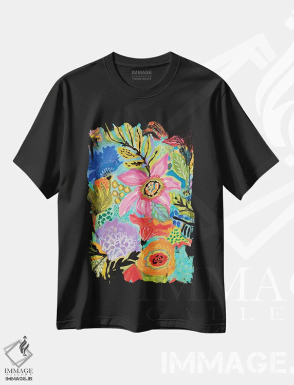 تیشرت مشکی طرح دار باغ مخفی گُلی ۲، دکور معاصر اثر کارن فیلدز | immage.ir