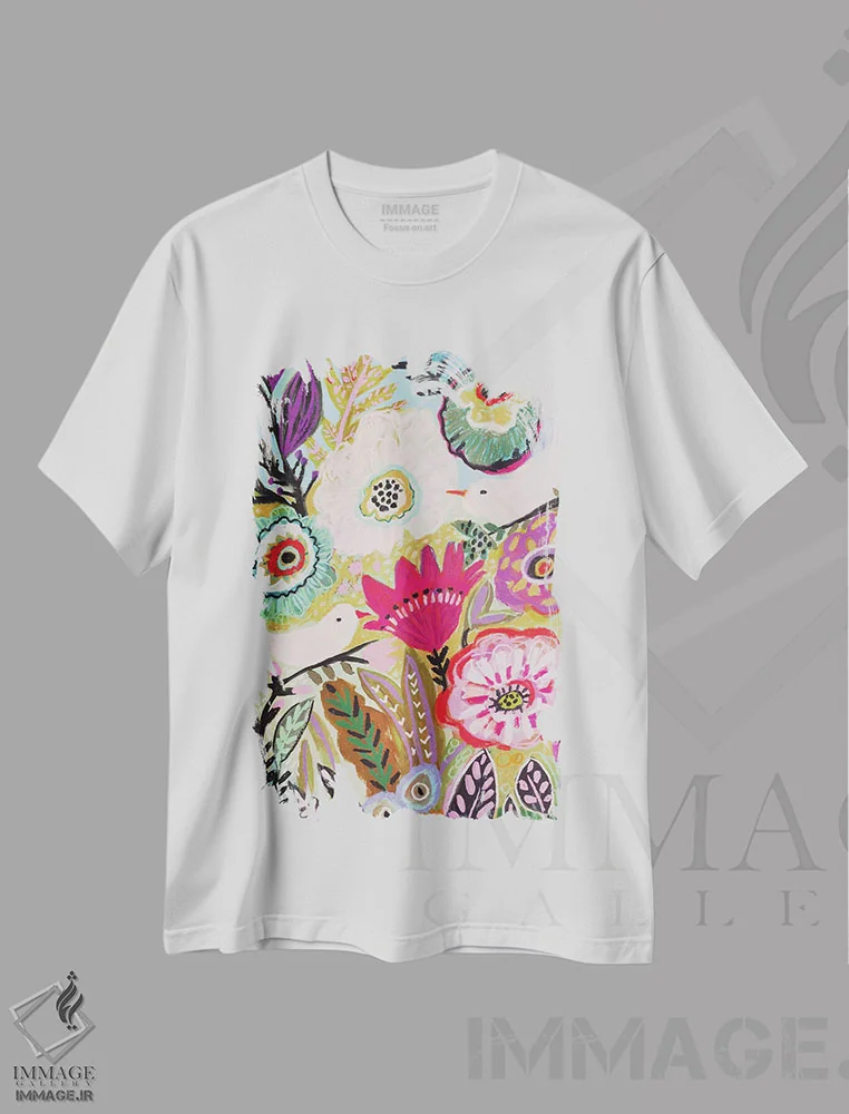 تیشرت سفید طرح دار پرندگان باغ ۱، دکور بوهمی اثر کارن فیلدز | فروشگاه ایماژ
