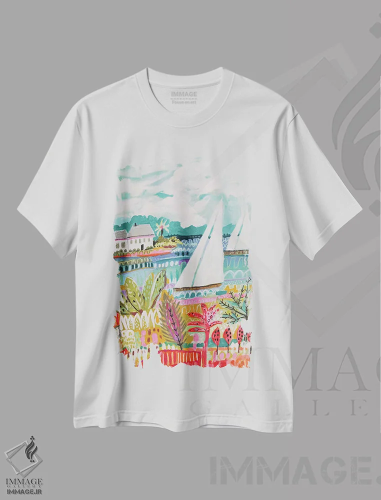 تیشرت سفید طرح دار دو قایق بادبانی و کلبه ۲، تزئینی اثر کارن فیلدز | immage.ir