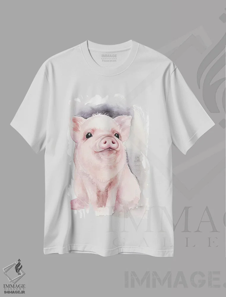 تیشرت سفید طرح دار خوک کوچولو، تزئینی اثر کایرا بالان | immage.ir