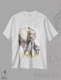 تیشرت سفید طرح دار فیل ها، مدیوم اثر کایرا بالان | immage.ir