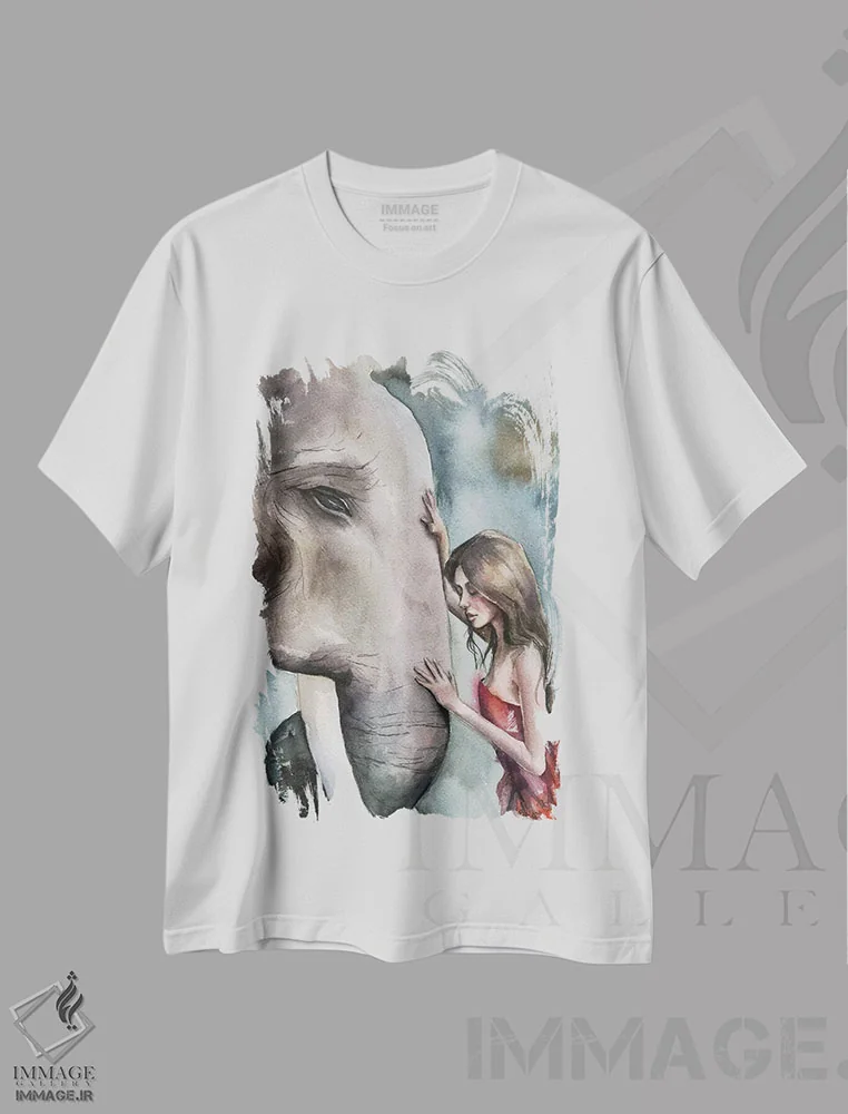 تیشرت سفید طرح دار دختر با فیل، مدیوم اثر کایرا بالان | immage.ir