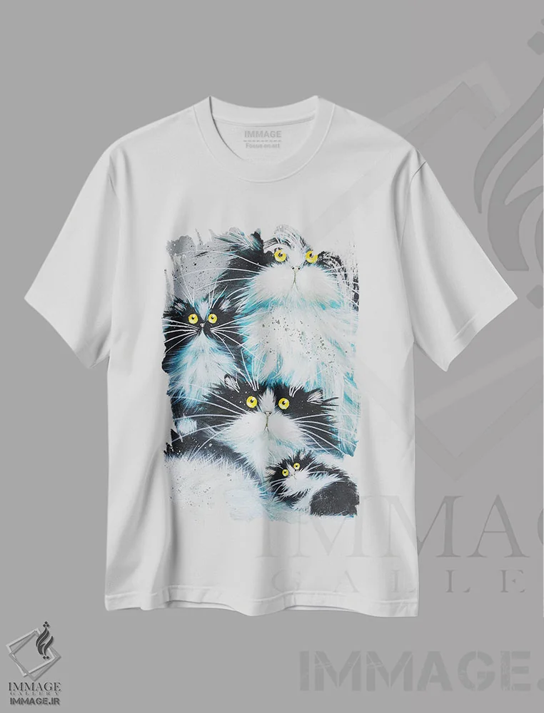 تیشرت سفید طرح دار خانواده پشمالو اثر کیم هاسکینز | immage.ir