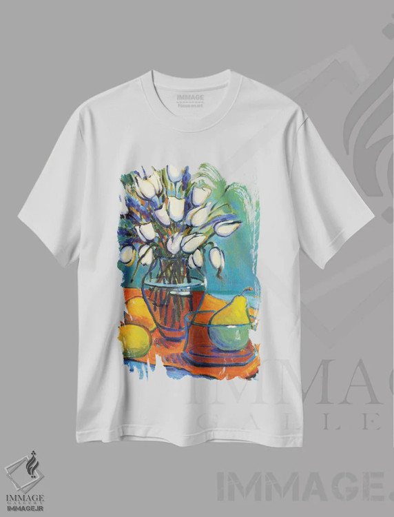 تیشرت سفید طرح دار قایم موشک، دکور معاصر اثر کانی کیم | immage.ir