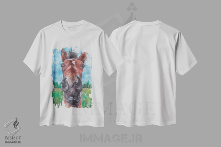 تیشرت سفید طرح دار سر اسب، تزئینی اثر هنر و طراحی KAK | immage.ir