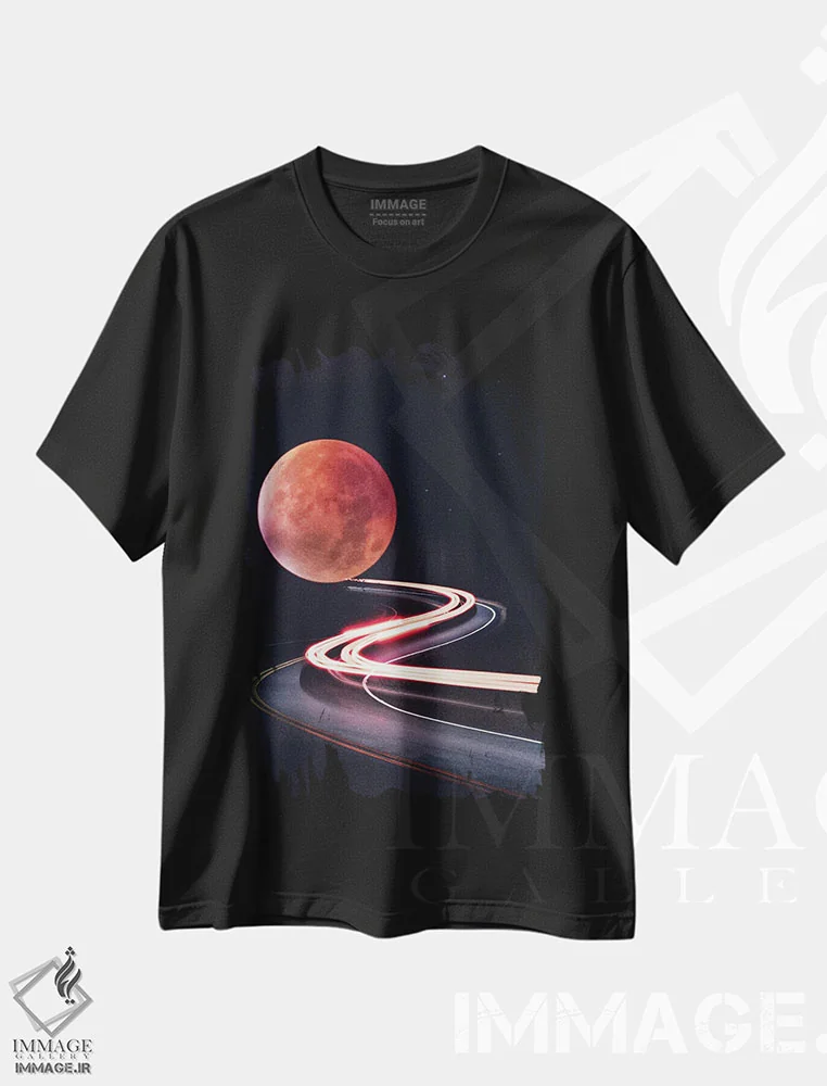 تیشرت مشکی طرح دار راهت را پیدا کن، عکاسی ترکیبی اثر کیکی سی لندن | فروشگاه ایماژ