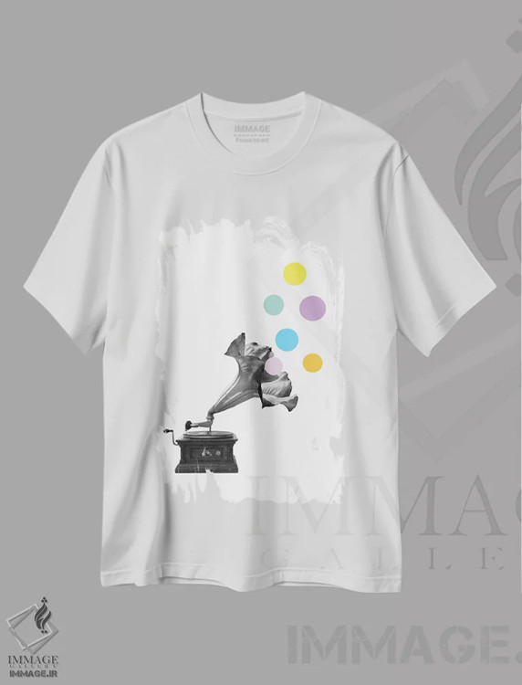 تیشرت سفید طرح دار گراموفلاور، عکاسی ترکیبی اثر کیکی سی لندن | فروشگاه ایماژ