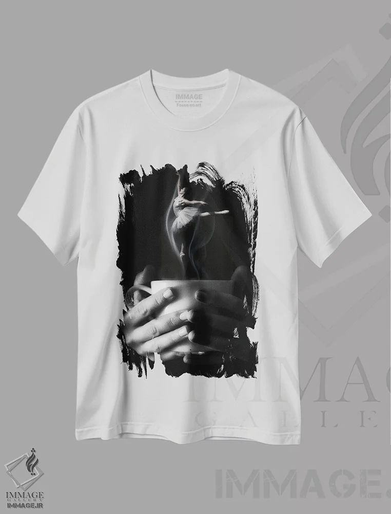 تیشرت سفید طرح دار جوهره، عکاسی ترکیبی اثر کیکی سی لندن | immage.ir