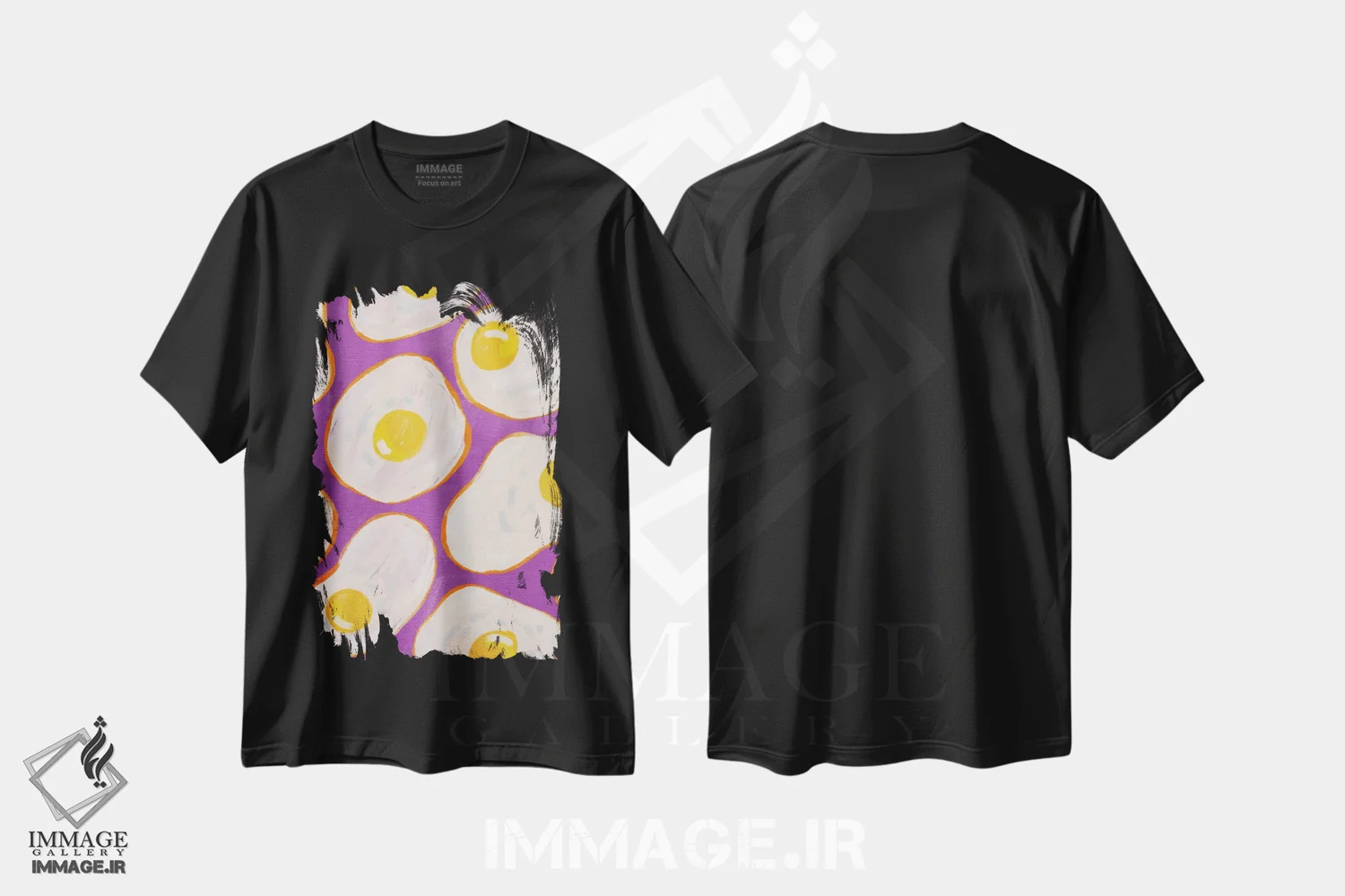 تیشرت مشکی طرح دار تخم مرغ نیمرو بنفش، هنر فاخر معاصر اثر کارتیکا پارامیتا | immage.ir