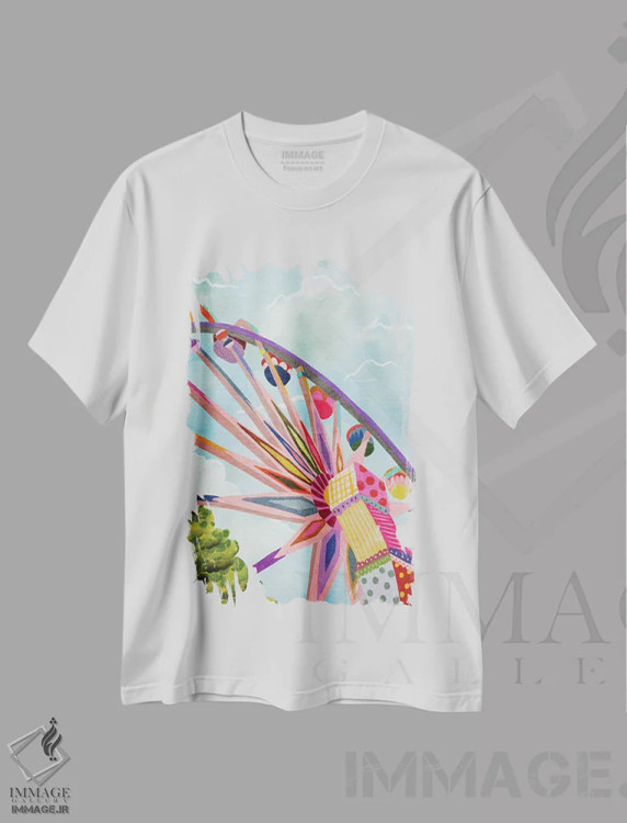 تیشرت سفید طرح دار چرخ وفلک، تزئینی اثر کارتیکا پارامیتا | immage.ir
