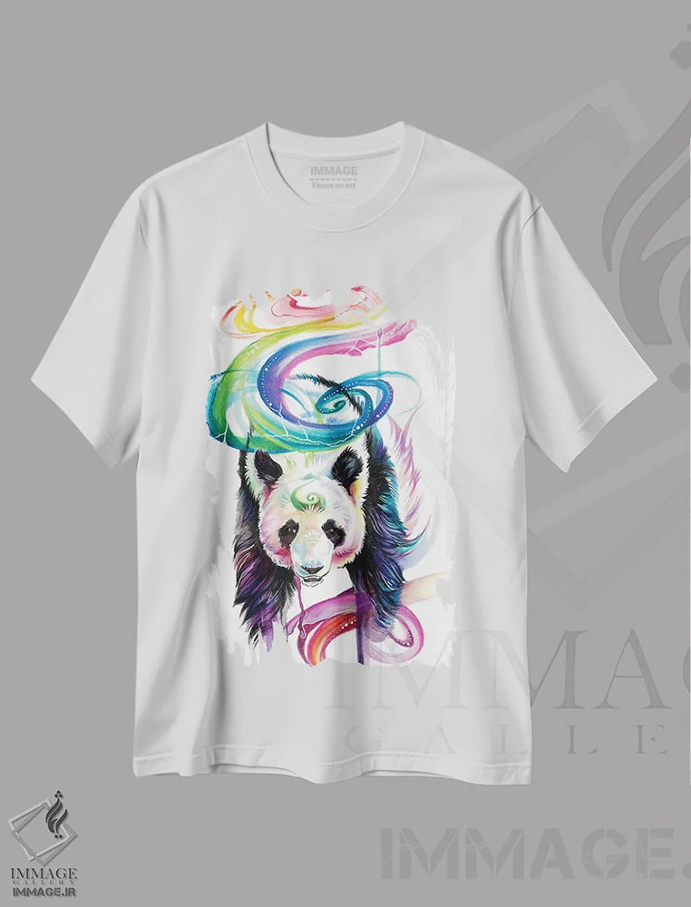 تیشرت سفید طرح دار پاندای رنگین کمانی، تزئینی اثر کتی لیپسکامب | immage.ir