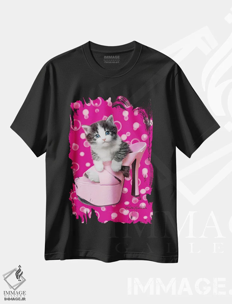 تیشرت مشکی طرح دار آیا این ها سایز دیگری دارند؟، مدیوم اثر کیت کیمبرلین | immage.ir