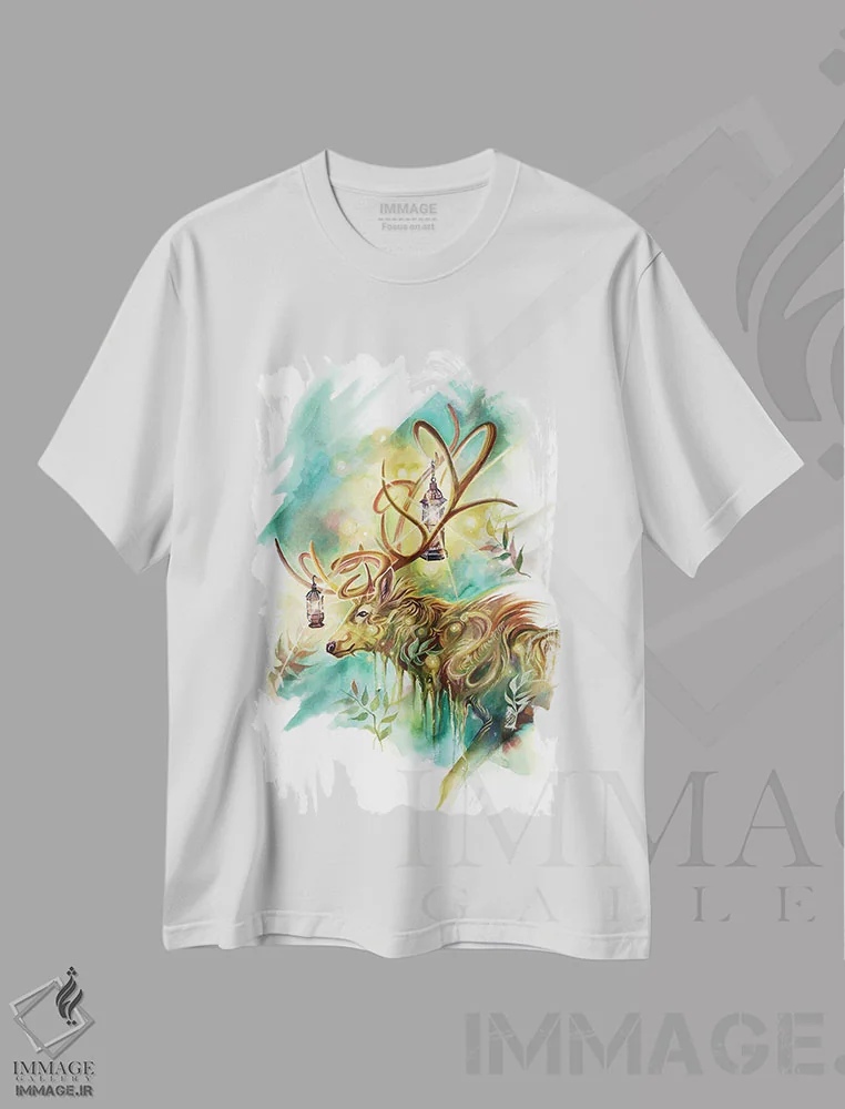 تیشرت سفید طرح دار روح گوزن فانوس دار، دکور معاصر اثر کتی لیپسکامب | فروشگاه ایماژ