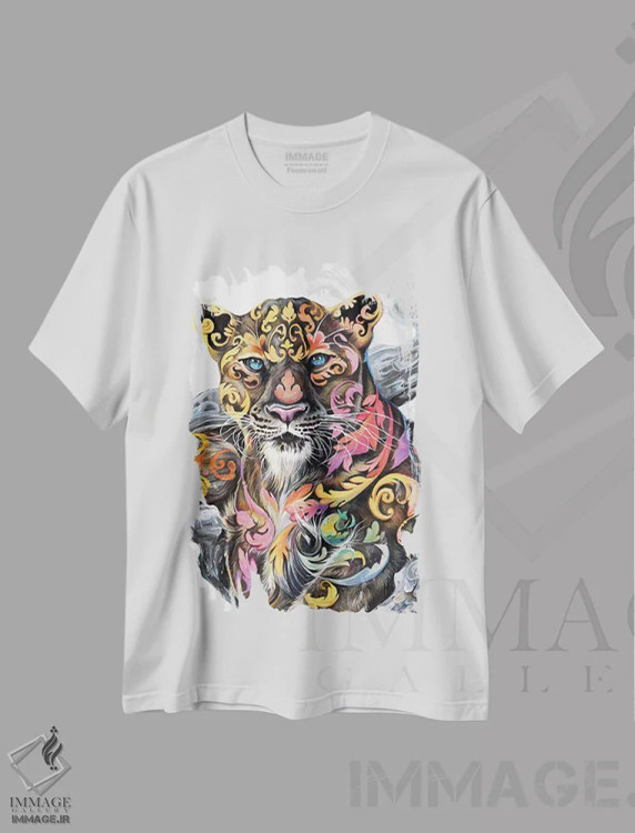 تیشرت سفید طرح دار یوزپلنگ زرین، دکور معاصر اثر کتی لیپسکامب | immage.ir