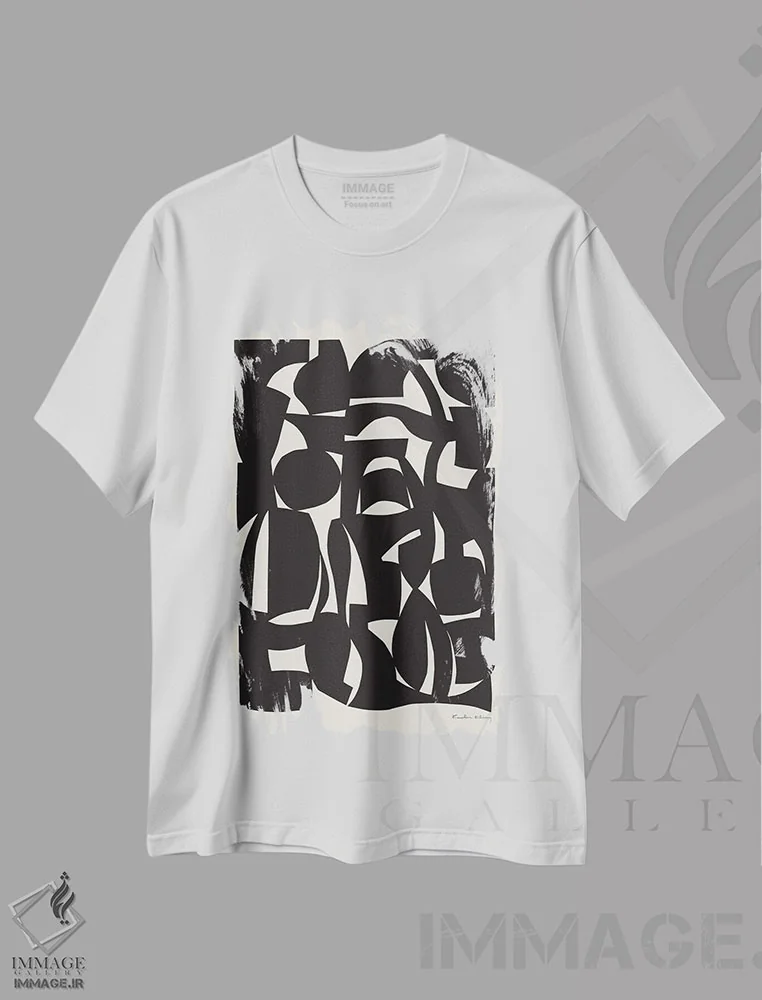 تیشرت سفید طرح دار بریدن اشکال - مشکی، آبستره اثر کارولینا کلینگ | فروشگاه ایماژ