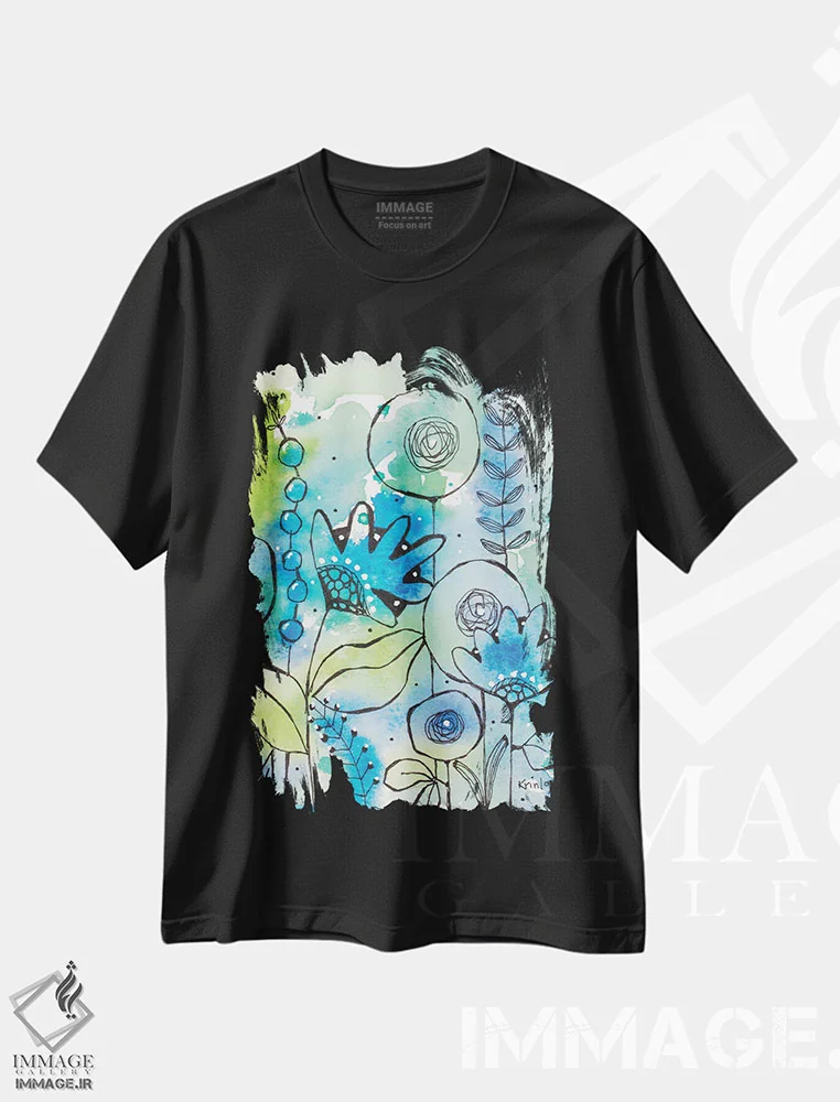 تیشرت مشکی طرح دار گل های وحشی آبرنگی آبی ۲، تزئینی اثر کرینلاکس | فروشگاه ایماژ
