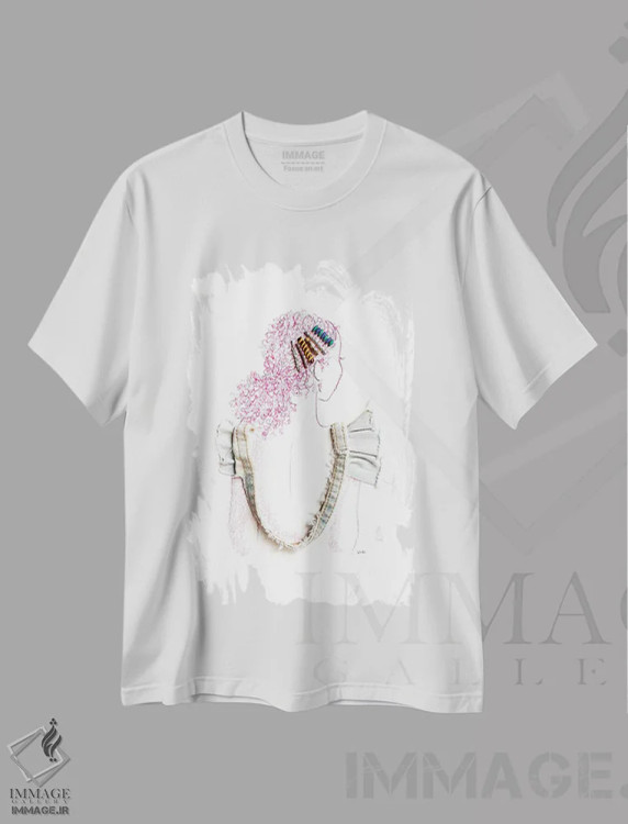 تیشرت سفید طرح دار دختر با گیره سرها، هنر آمریکایی آفریقایی تبار اثر کِلی لوتهال | immage.ir