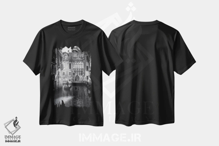 تیشرت مشکی طرح دار کانال ونیز با گوندولا سیاه و سفید، مدیوم اثر کارن منداو | فروشگاه ایماژ