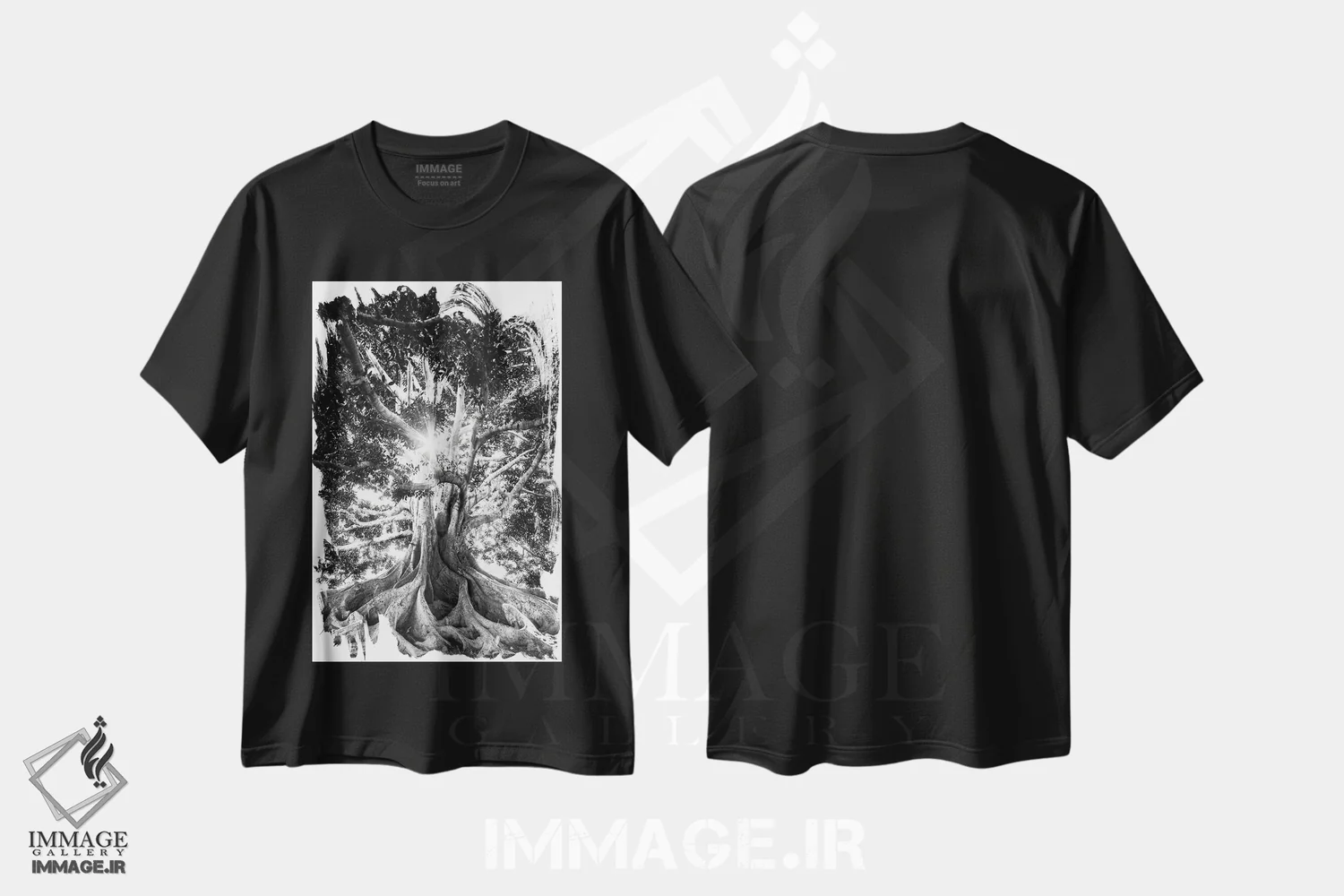 تیشرت مشکی طرح دار قدیمی ترین رستوران پاریس، عکاسی سیاه و سفید اثر کارن منداو | immage.ir