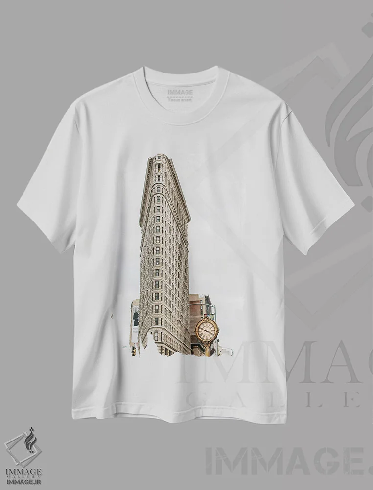 تیشرت سفید طرح دار ساختمان فلت آیرون نیویورک، مدیوم اثر کارن منداو | immage.ir