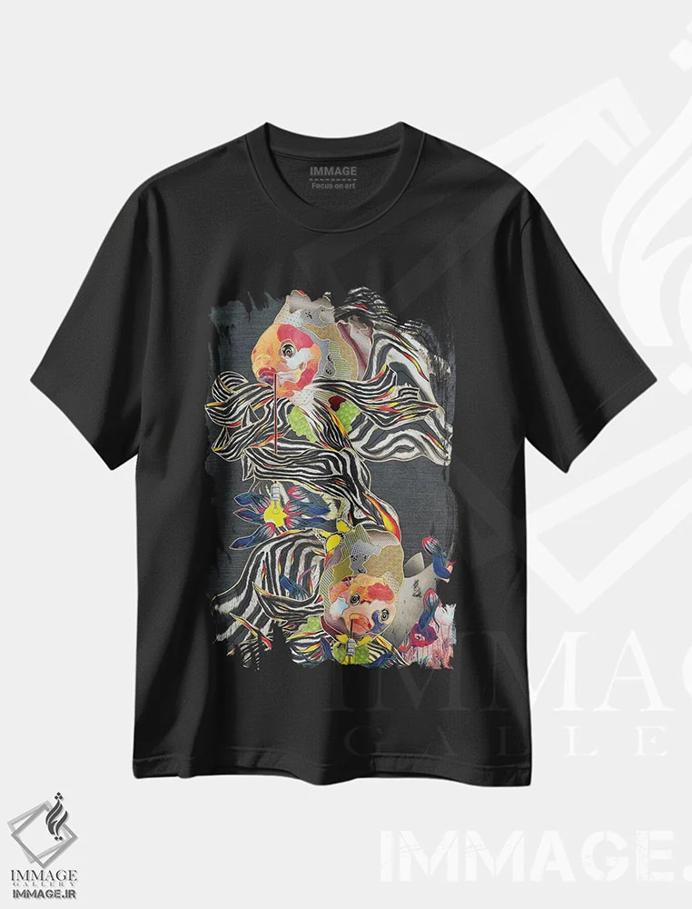 تیشرت مشکی طرح دار نزدیک تر به نور، دکوراسیون جایگزین اثر کاستیانتین مالگینف | immage.ir
