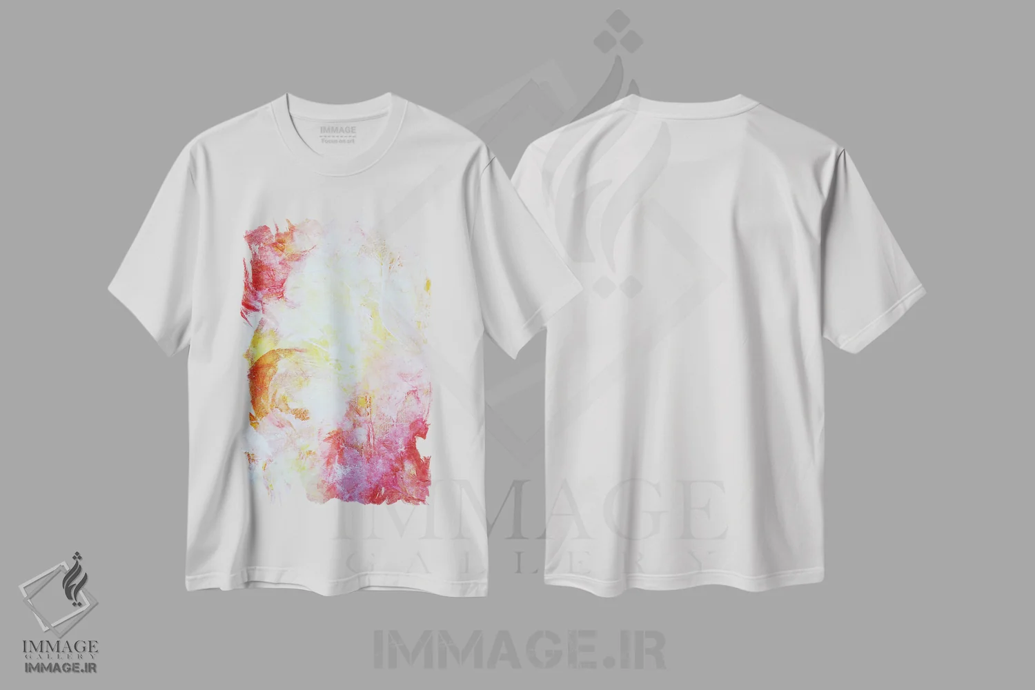 تیشرت سفید طرح دار شکوفه ها در انتزاع اثر کا آر موئر | immage.ir