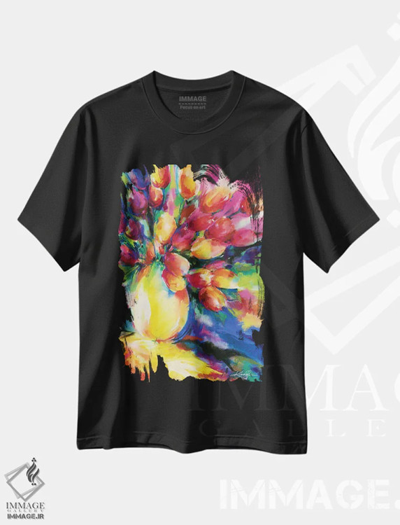 تیشرت مشکی طرح دار لاله ها، هنر فاخر معاصر اثر کتی مورتون استنیون | immage.ir