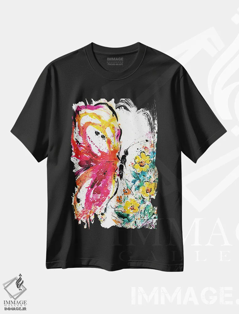 تیشرت مشکی طرح دار رقصیدن با پروانه ها، دکور معاصر اثر کتی مورتون استنیون | فروشگاه ایماژ