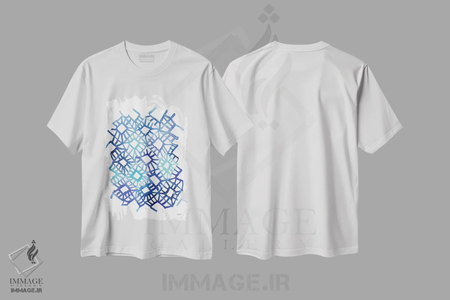 تیشرت سفید طرح دار انتزاعی آبی سوم اثر کلسی مک نت | immage.ir