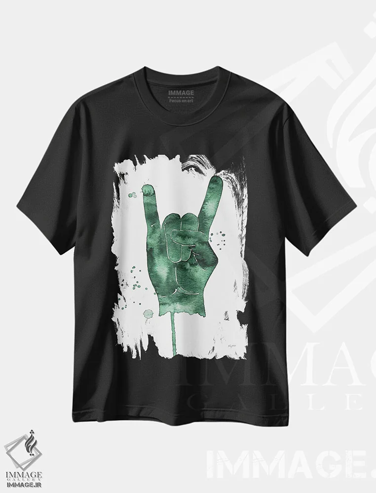 تیشرت مشکی طرح دار علامت راک، تزئینی اثر کلسی مک نت | immage.ir