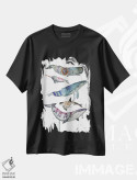 تیشرت مشکی طرح دار نهنگ های قبیله ای، مدیوم اثر کلسی مک نت | immage.ir