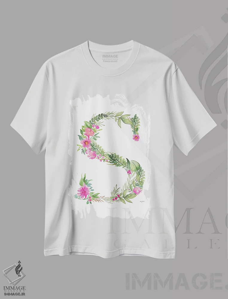 تیشرت سفید طرح دار حرف S گیاهی، تزئینی اثر کلسی مک نت | فروشگاه ایماژ