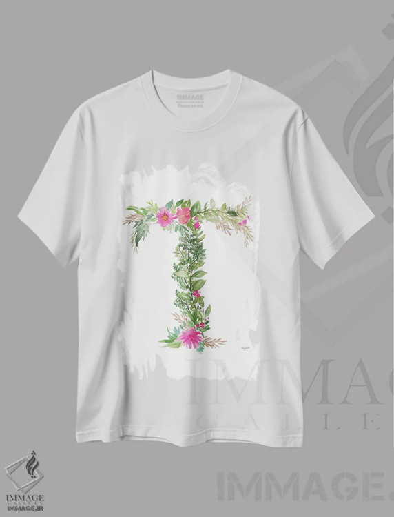 تیشرت سفید طرح دار حرف T گیاهی، تزئینی اثر کلسی مک نت | immage.ir