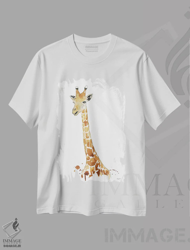 تیشرت سفید طرح دار زرافه، تزئینی اثر کلسی مک نت | فروشگاه ایماژ
