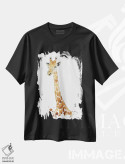 تیشرت مشکی طرح دار زرافه، تزئینی اثر کلسی مک نت | immage.ir