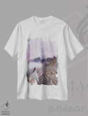 تیشرت سفید طرح دار اقامت کوتاه، عکاسی ترکیبی اثر مدنایت مون ویژوالز | immage.ir