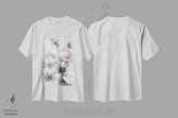 تیشرت سفید طرح دار شکوفه های مرواریدی، آبستره اثر کِی. ناری | فروشگاه ایماژ