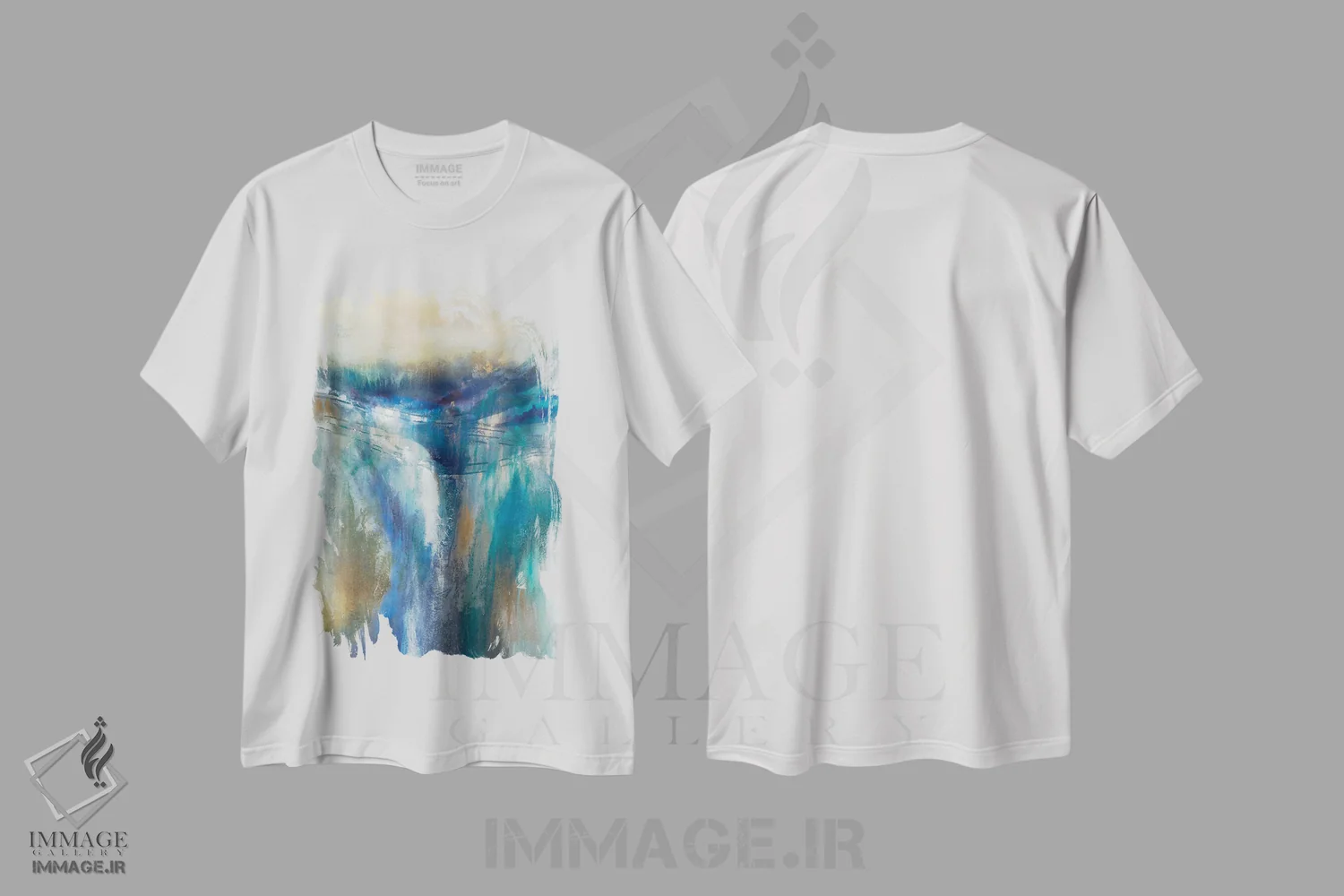 تیشرت سفید طرح دار هجوم آبی اثر کِی. ناری | immage.ir