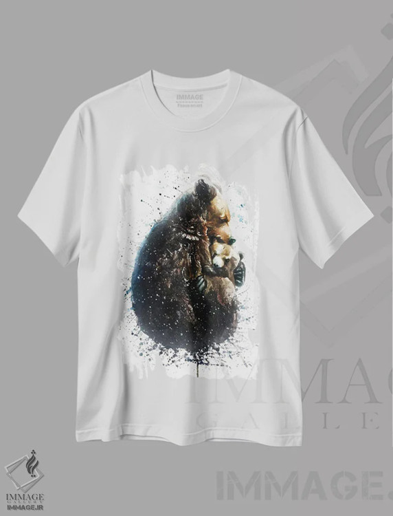 تیشرت سفید طرح دار خرس ها، مدیوم اثر کنستانتین کالینین | immage.ir