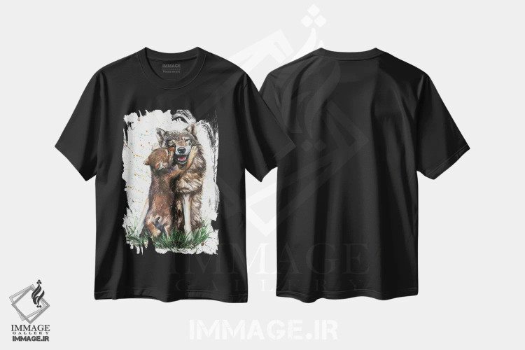 تیشرت مشکی طرح دار گرگ با بچه اش، مدیوم اثر کنستانتین کالینین | immage.ir
